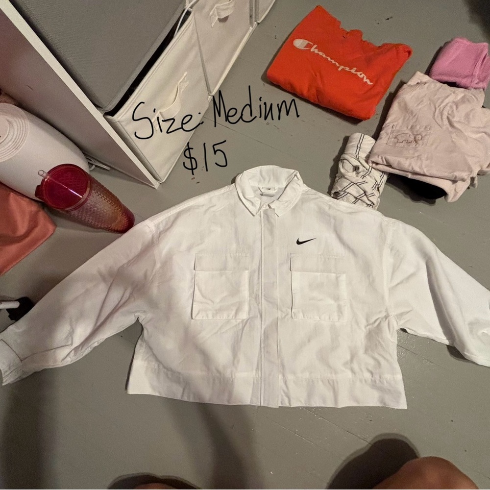 Nike wind breaker